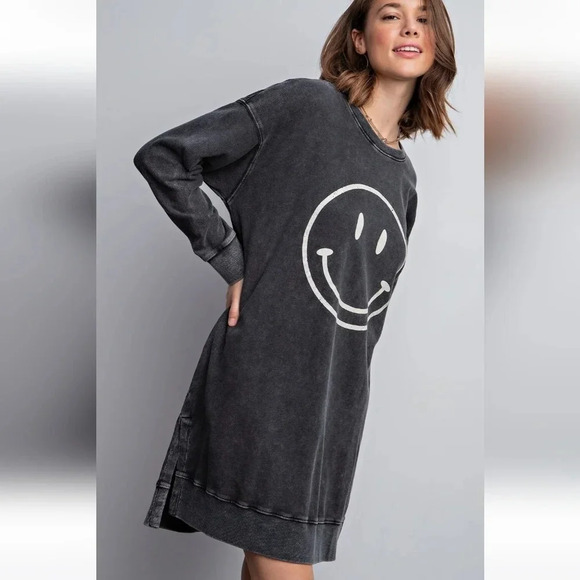 New! Easel Black Mineral Washed Terry Pullover Long Sleeve Smile Face Dr… - Picture 2 of 5